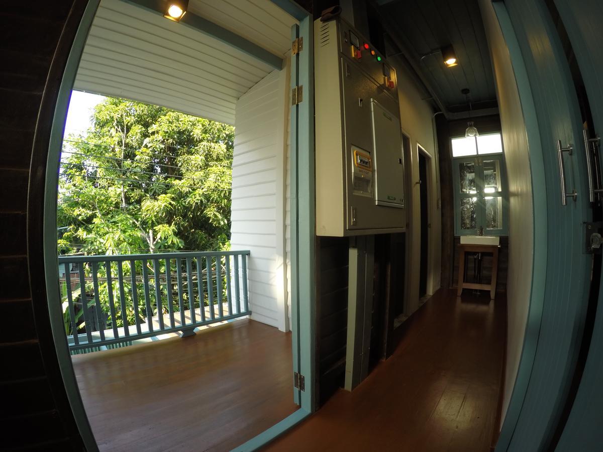 La Moon Hostel Bangkok Eksteriør billede