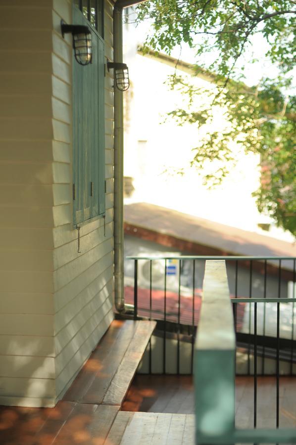 La Moon Hostel Bangkok Eksteriør billede