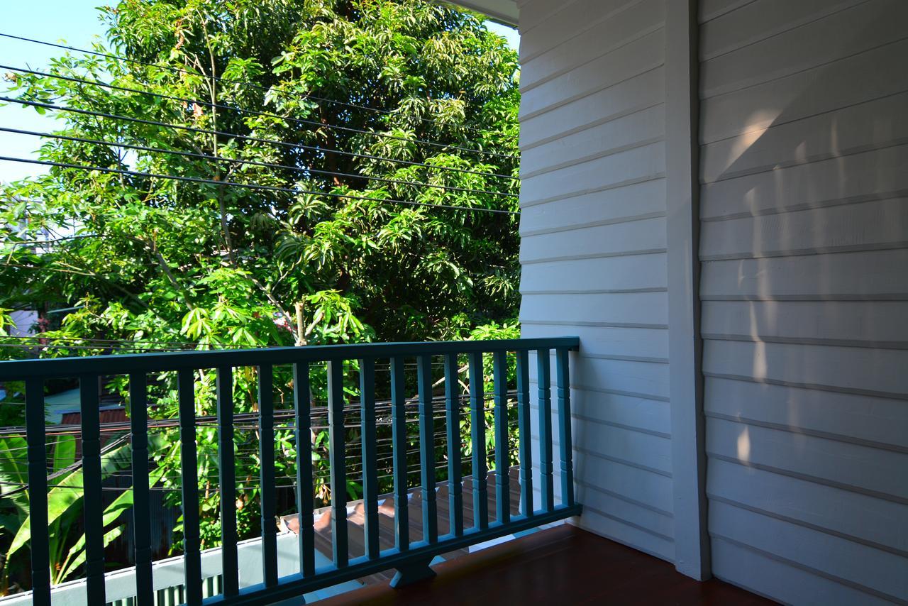La Moon Hostel Bangkok Eksteriør billede