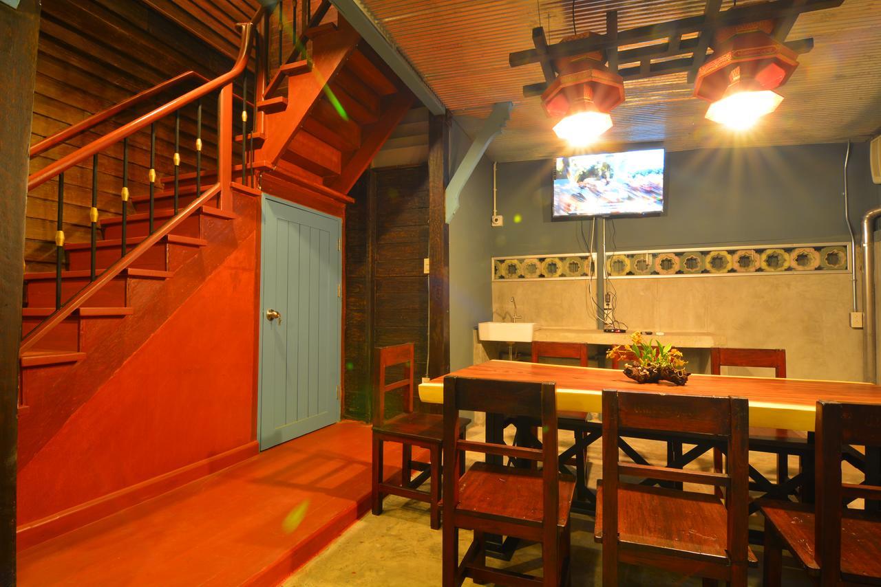 La Moon Hostel Bangkok Eksteriør billede