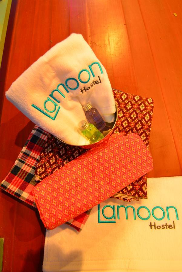 La Moon Hostel Bangkok Eksteriør billede