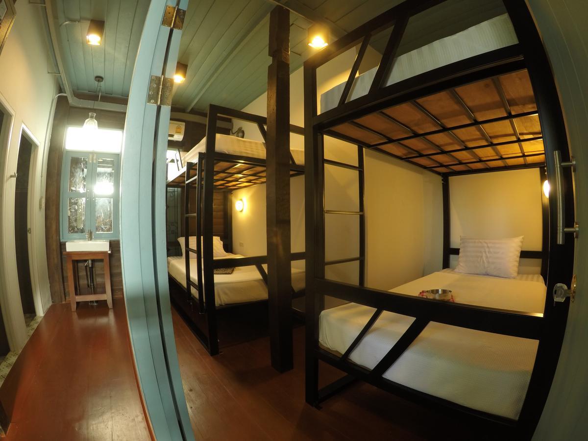 La Moon Hostel Bangkok Eksteriør billede