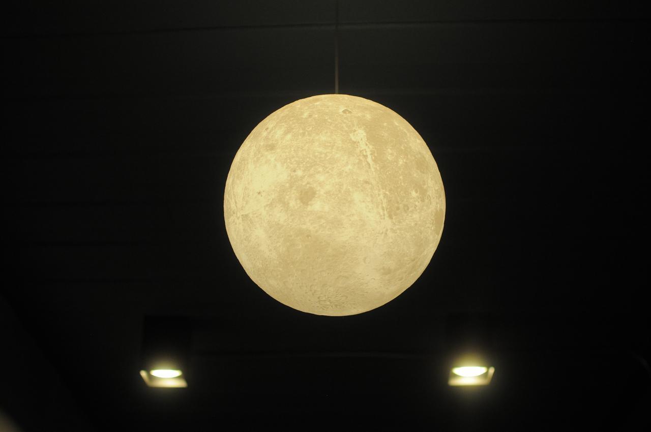La Moon Hostel Bangkok Eksteriør billede