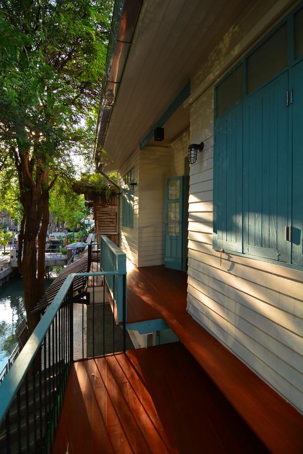 La Moon Hostel Bangkok Eksteriør billede