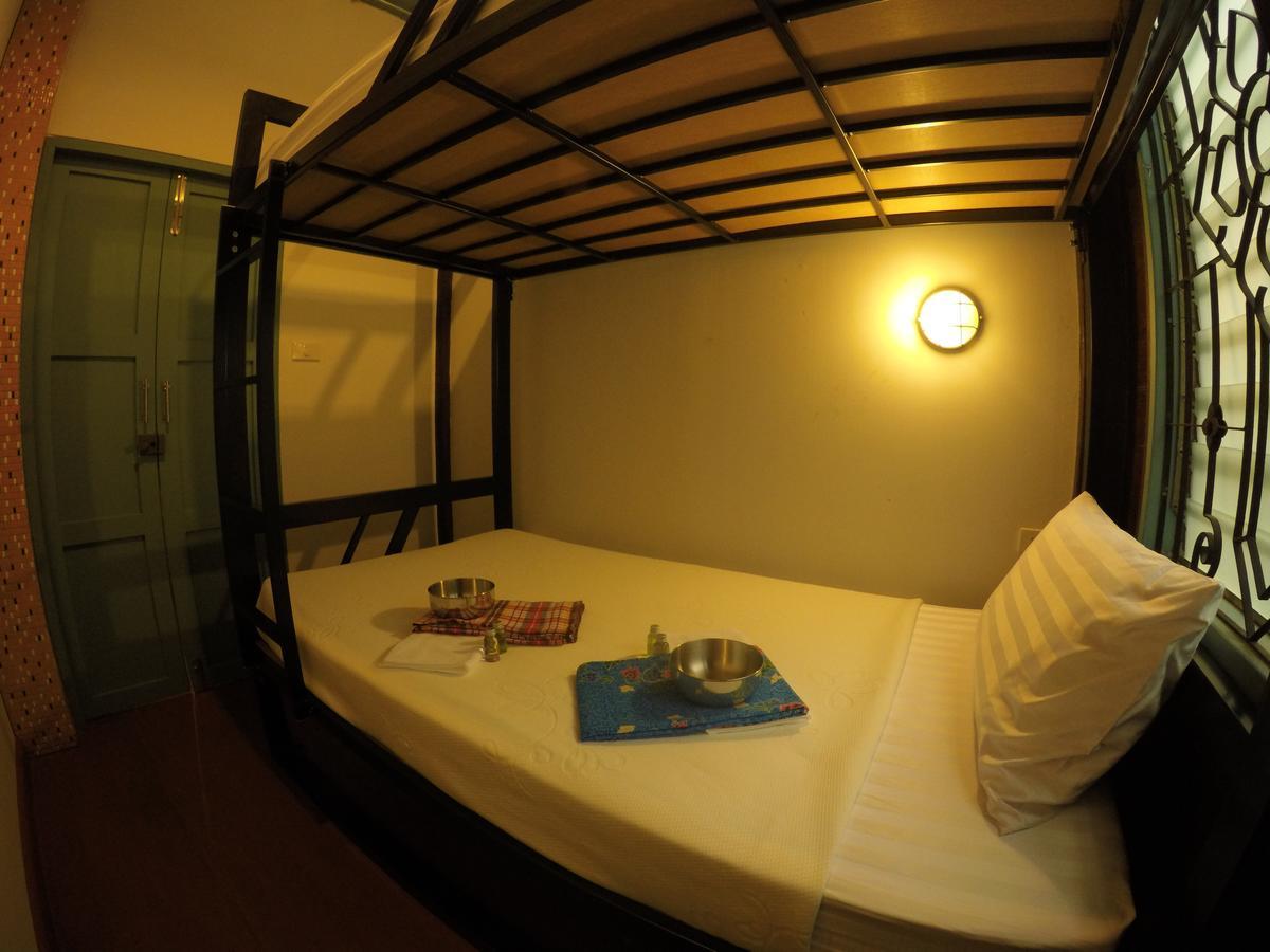 La Moon Hostel Bangkok Eksteriør billede